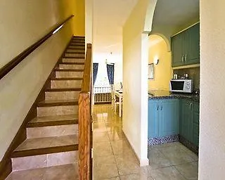 Hotel apartamentowy Ona Claveles 3*