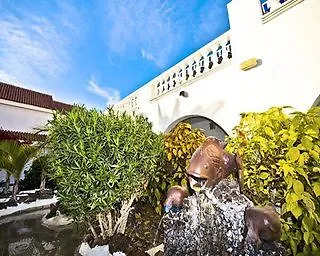 Aparthotel Ona Claveles 4*