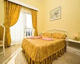 Hotel apartamentowy Ona Claveles Los Cristianos (Tenerife)