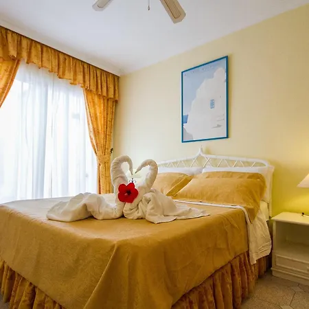 Aparthotel Ona Claveles Los Cristianos (Tenerife)