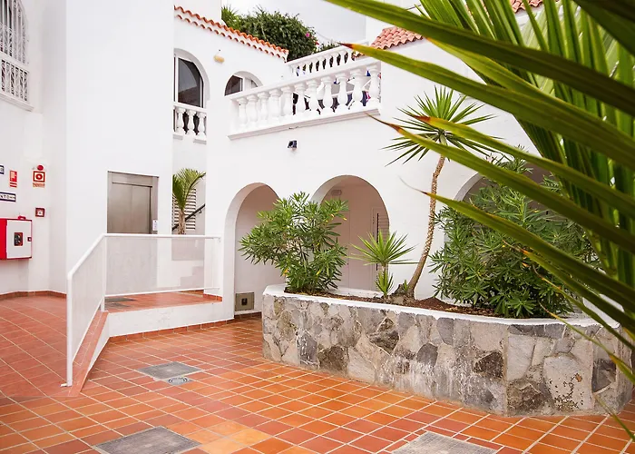 Ona Claveles 4* لوس كريستيانوس