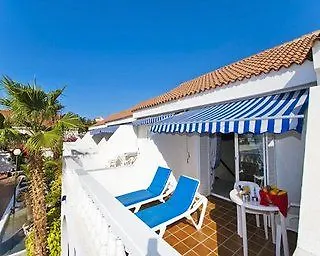 Ona Claveles Лос Кристианос